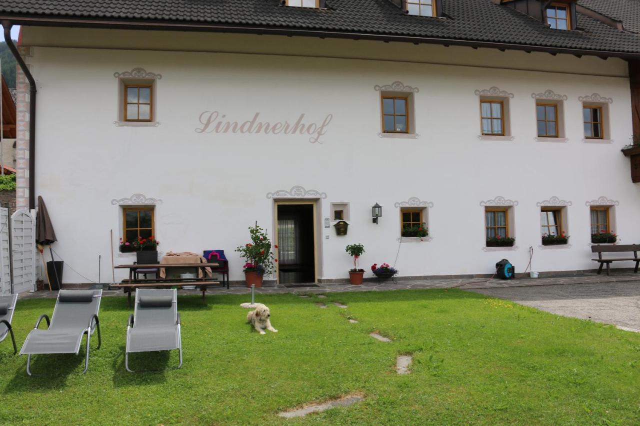 Lindnerhof Urlaub Am Bauernhof San Lorenzo di Sebato Exterior foto